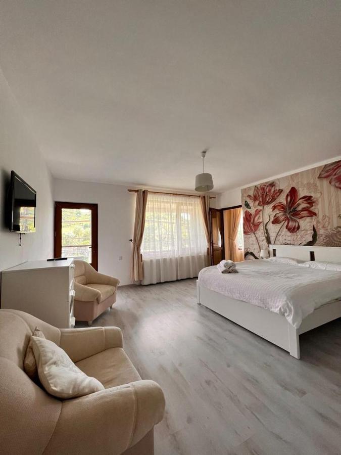 Ferienwohnung Casa Mardar Oradea Exterior foto